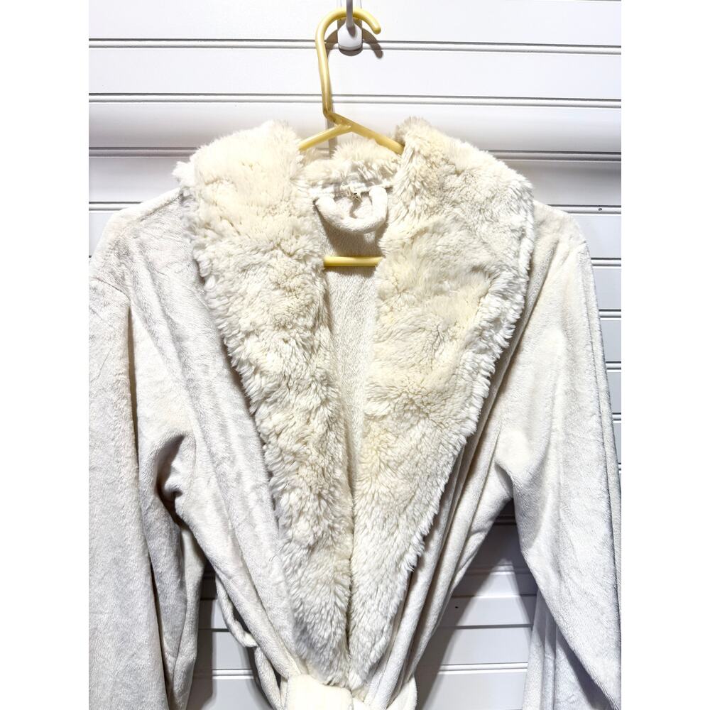 Pottery Barn Faux Fur Robe One Size - Picture 3 of 12